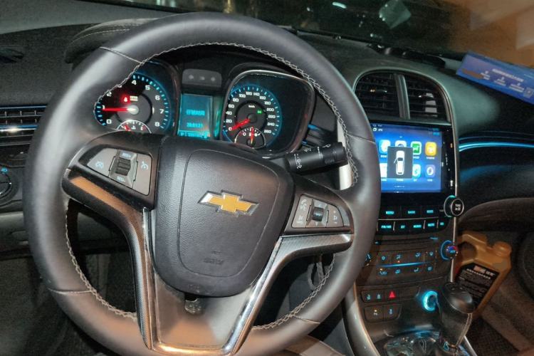 Used Chevrolet Malibu 2013 2.4L Automatic Luxury Edition Steering Wheel