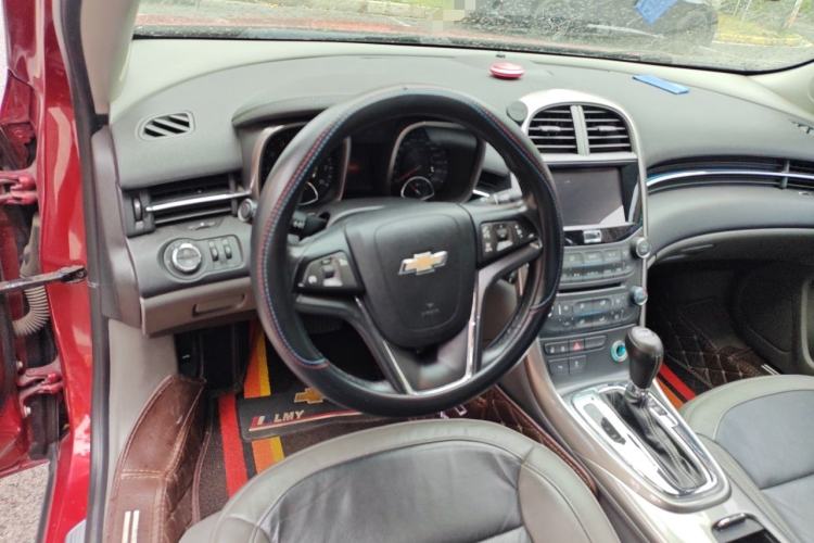 Used Chevrolet Malibu 2013 2.0L Automatic Luxury Edition Steering Wheel