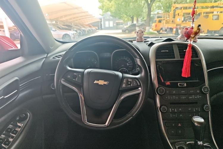 Used Chevrolet Malibu 2013 2.0L Automatic Luxury Edition Steering Wheel