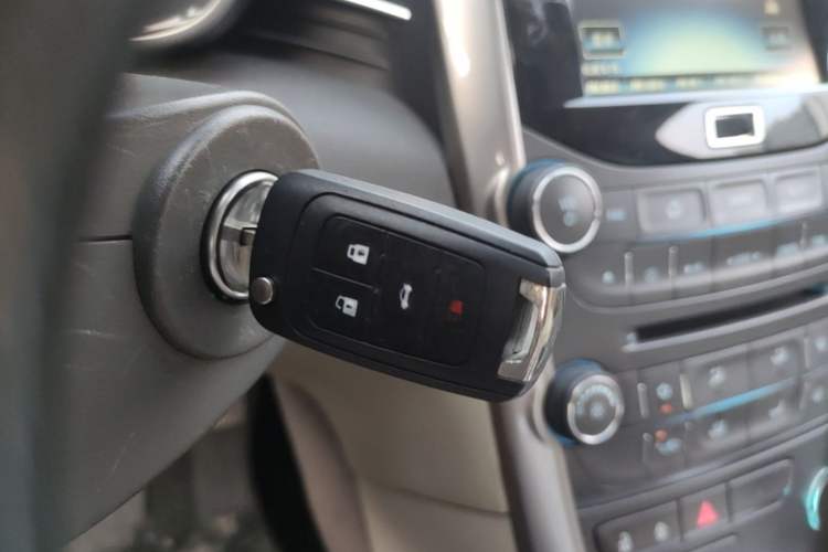 Used Chevrolet Malibu 2013 2.0L Automatic Luxury Edition Vehicle Key