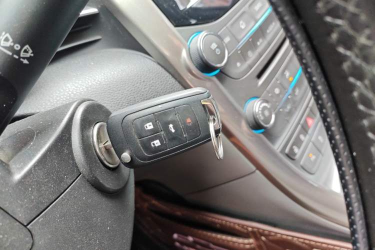 Used Chevrolet Malibu 2013 2.0L Automatic Luxury Edition Vehicle Key