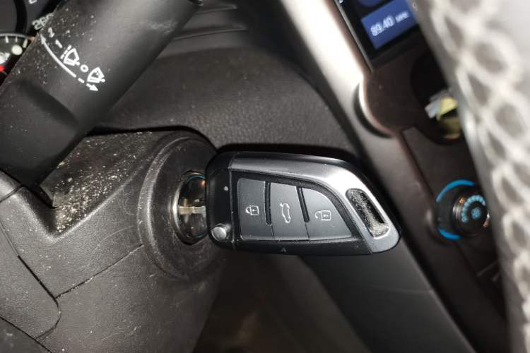 Used Chevrolet Malibu 2013 2.0L Automatic Luxury Edition Vehicle Key