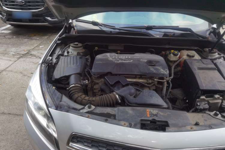 Used Chevrolet Malibu 2013 2.0L Automatic Comfort Edition Engine Bay Right