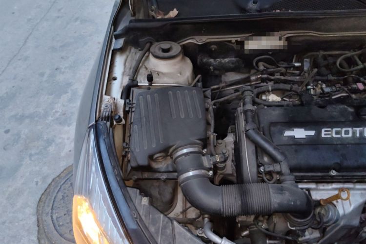 Used Chevrolet Malibu 2013 1.6T Automatic Comfort Edition Engine Bay Right