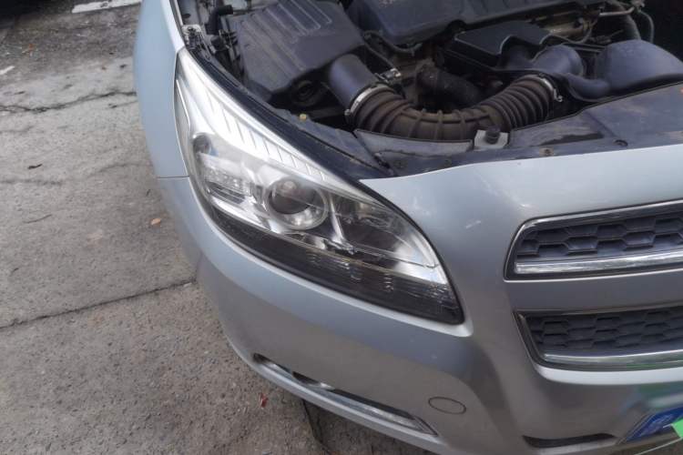 Used Chevrolet Malibu 2013 2.0L Automatic Comfort Edition Right Front Headlight