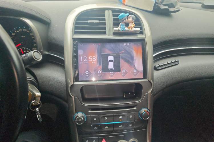 Used Chevrolet Malibu 2013 1.6T Automatic Comfort Edition Audio And AC Panel