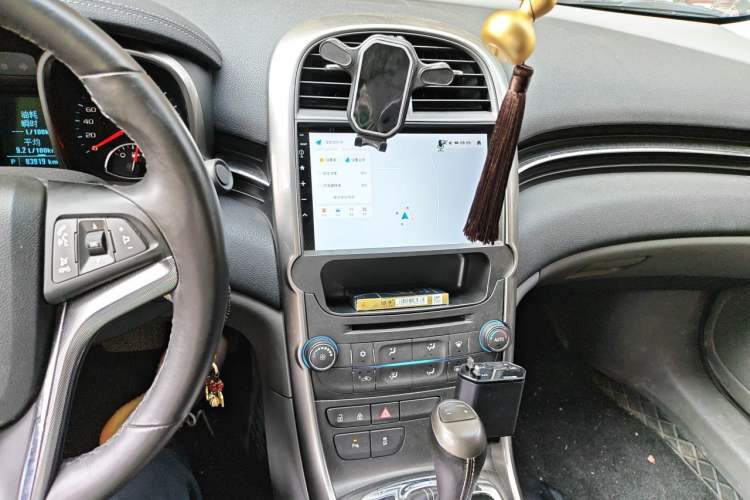 Used Chevrolet Malibu 2013 2.0L Automatic Luxury Edition Audio And AC Panel