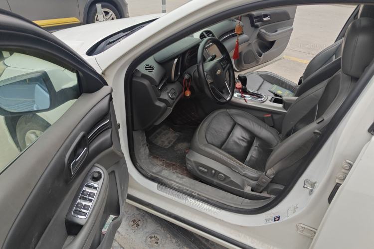 Used Chevrolet Malibu 2013 2.0L Automatic Luxury Edition Driver Seat