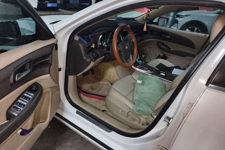 Used Chevrolet Malibu 2013 2.0L Automatic Comfort Edition Driver Seat