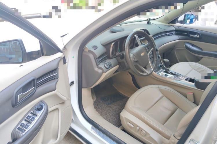 Used Chevrolet Malibu 2013 2.0L Automatic Luxury Edition Driver Seat