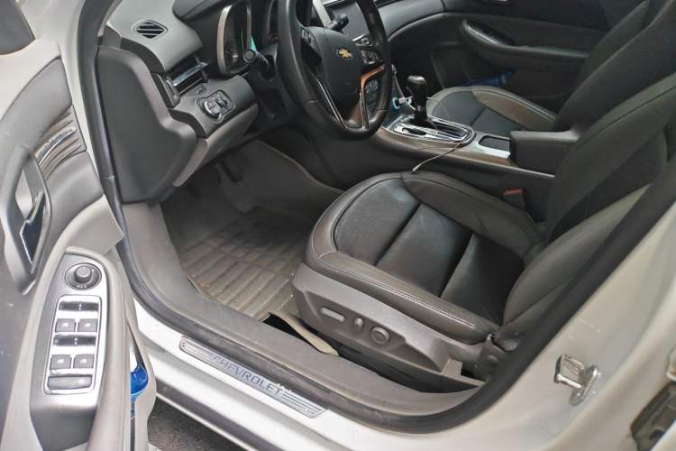 Used Chevrolet Malibu 2013 2.0L Automatic Luxury Edition Driver Seat