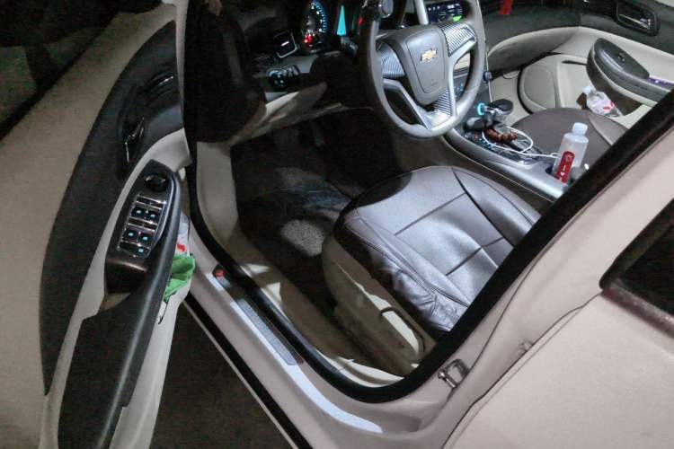 Used Chevrolet Malibu 2013 2.0L Automatic Comfort Edition Driver Seat