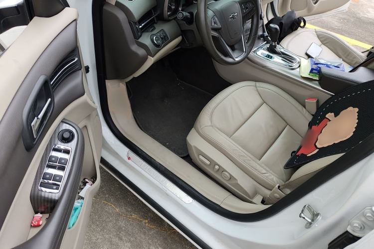 Used Chevrolet Malibu 2013 2.0L Automatic Luxury Edition Driver Seat