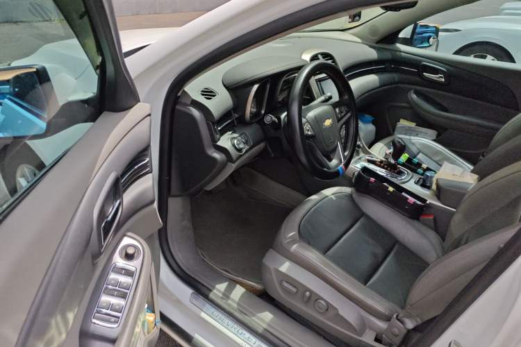 Used Chevrolet Malibu 2013 2.4L Automatic Luxury Edition Driver Seat