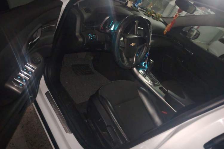 Used Chevrolet Malibu 2013 1.6T Automatic Comfort Edition Driver Seat