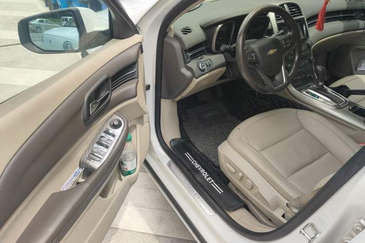 Used Chevrolet Malibu 2013 2.4L Automatic Luxury Edition Driver Seat