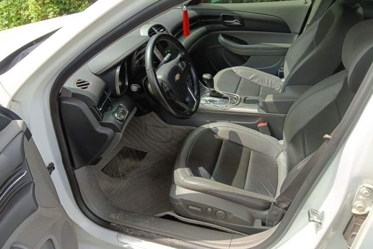 Used Chevrolet Malibu 2013 2.0L Automatic Luxury Edition Driver Seat