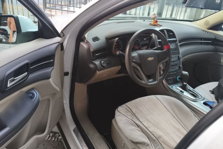 Used Chevrolet Malibu 2013 2.0L Automatic Comfort Edition Driver Seat