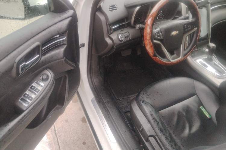Used Chevrolet Malibu 2013 1.6T Automatic Comfort Edition Driver Seat