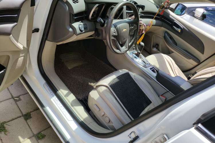 Used Chevrolet Malibu 2013 2.0L Automatic Luxury Edition Driver Seat