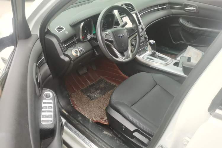 Used Chevrolet Malibu 2013 1.6T Automatic Comfort Edition Driver Seat