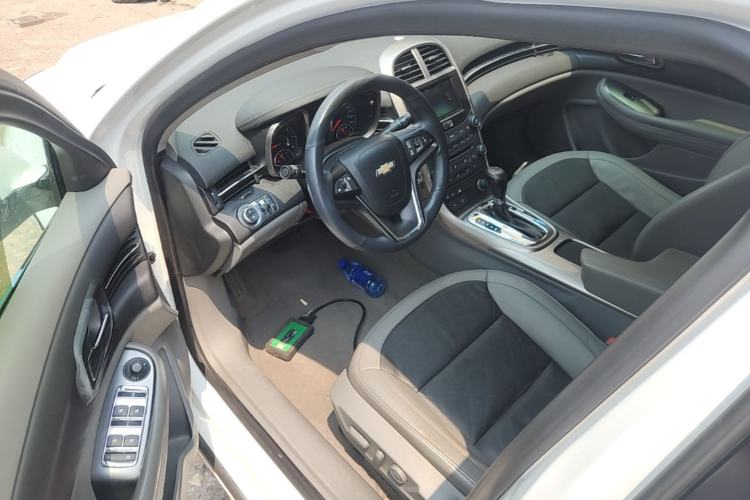 Used Chevrolet Malibu 2013 2.0L Automatic Luxury Edition Driver Seat
