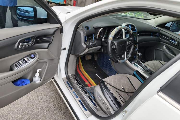 Used Chevrolet Malibu 2013 2.4L Automatic Luxury Edition Driver Seat