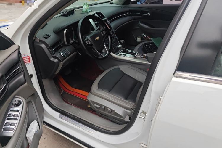 Used Chevrolet Malibu 2013 2.0L Automatic Luxury Edition Driver Seat