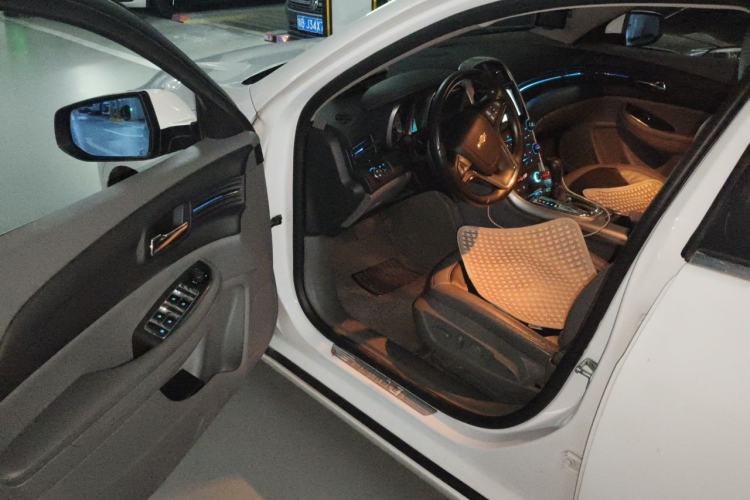 Used Chevrolet Malibu 2013 2.4L Automatic Luxury Edition Driver Seat