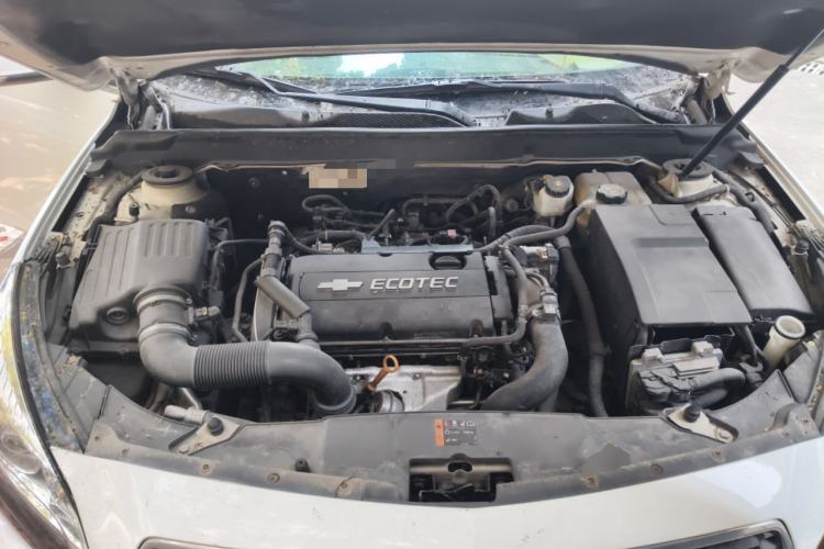 Used Chevrolet Malibu 2013 1.6T Automatic Comfort Edition Engine Bay