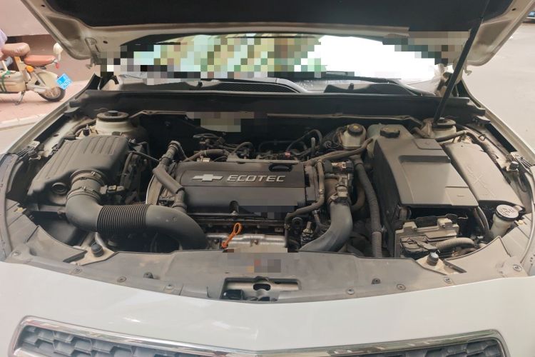 Used Chevrolet Malibu 2013 1.6T Automatic Comfort Edition Engine Bay