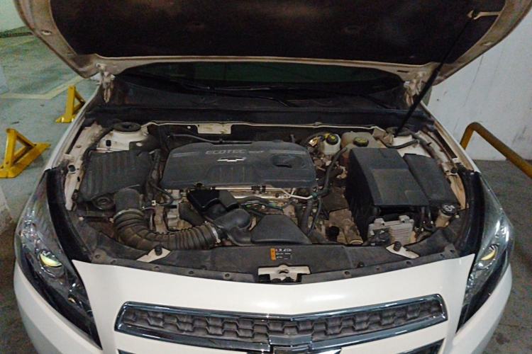 Used Chevrolet Malibu 2013 2.0L Automatic Luxury Edition Engine Bay