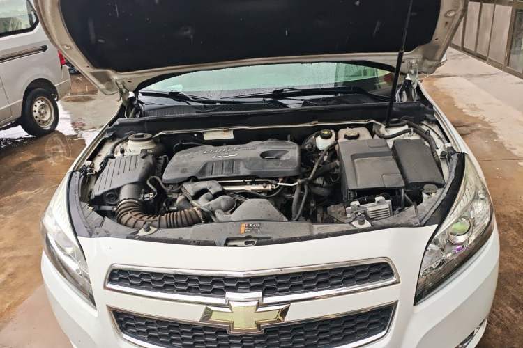 Used Chevrolet Malibu 2013 2.4L Automatic Luxury Edition Engine Bay