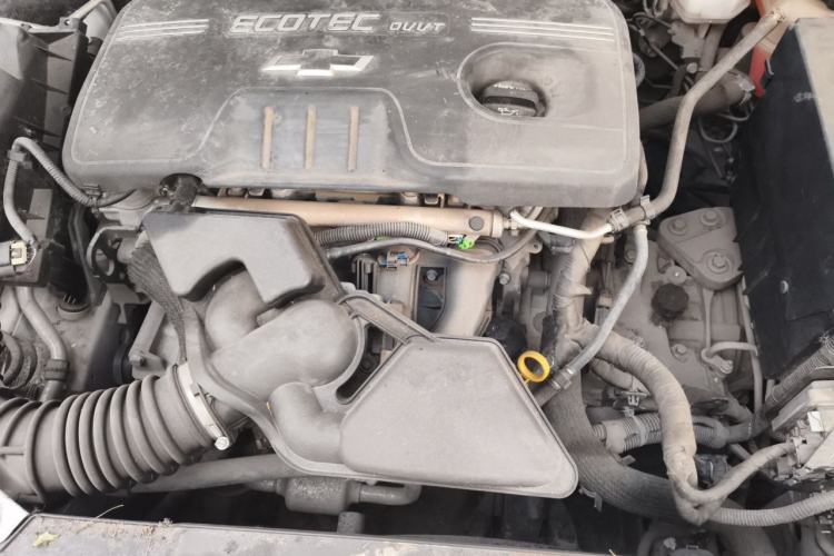 Used Chevrolet Malibu 2013 2.0L Automatic Comfort Edition Engine Bay
