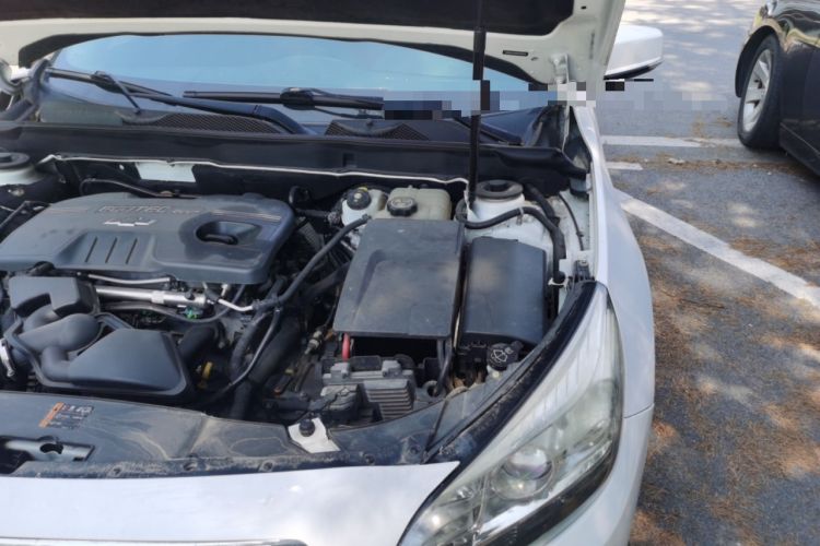 Used Chevrolet Malibu 2013 2.0L Automatic Luxury Edition Engine Bay Left