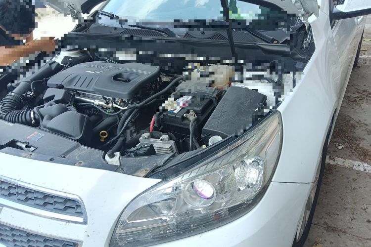 Used Chevrolet Malibu 2013 2.0L Automatic Luxury Edition Engine Bay Left