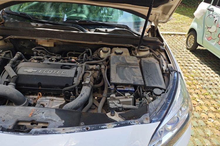 Used Chevrolet Malibu 2013 1.6T Automatic Comfort Edition Engine Bay Left
