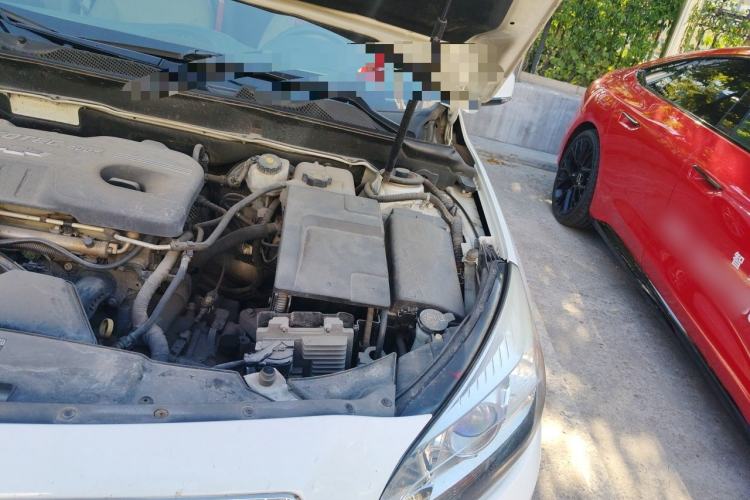 Used Chevrolet Malibu 2013 2.0L Automatic Luxury Edition Engine Bay Left