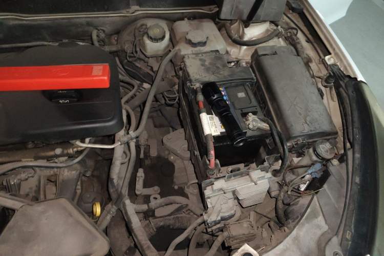 Used Chevrolet Malibu 2013 2.0L Automatic Luxury Edition Engine Bay Left