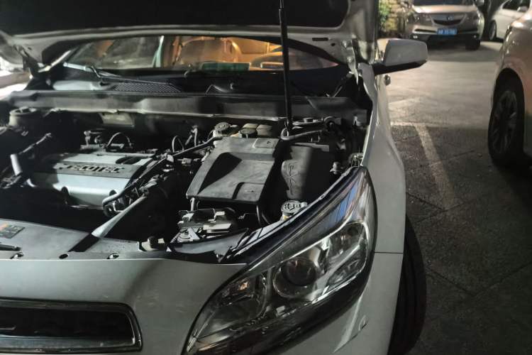 Used Chevrolet Malibu 2013 1.6T Automatic Comfort Edition Engine Bay Left