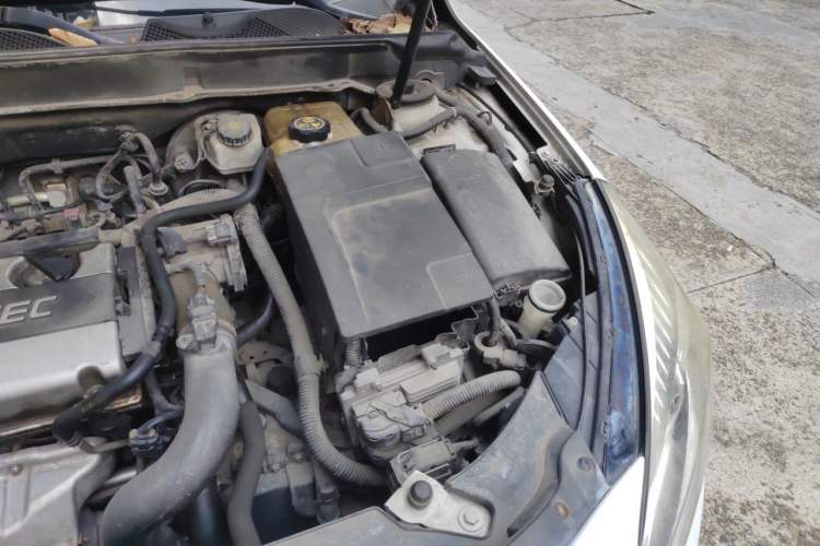 Used Chevrolet Malibu 2013 1.6T Automatic Comfort Edition Engine Bay Left