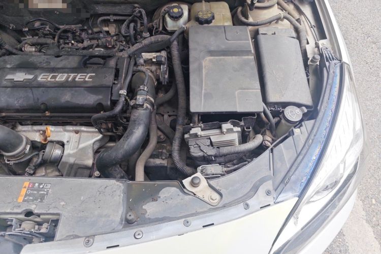 Used Chevrolet Malibu 2013 1.6T Automatic Comfort Edition Engine Bay Left