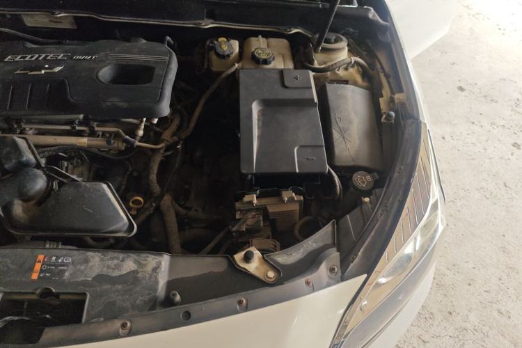 Used Chevrolet Malibu 2013 2.0L Automatic Luxury Edition Engine Bay Left