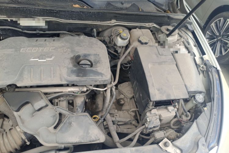 Used Chevrolet Malibu 2013 2.0L Automatic Luxury Edition Engine Bay Left