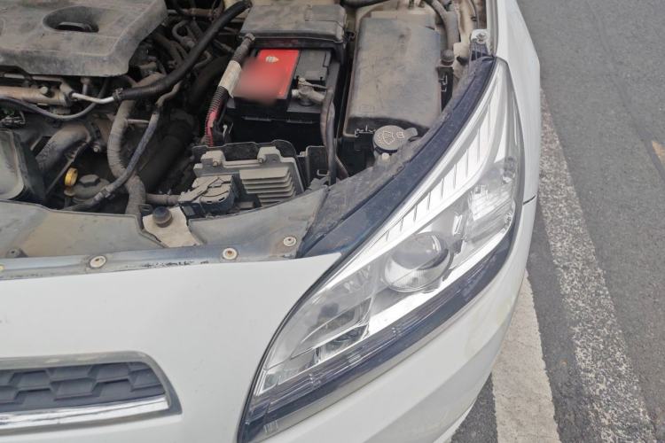Used Chevrolet Malibu 2013 2.0L Automatic Luxury Edition Engine Bay Left