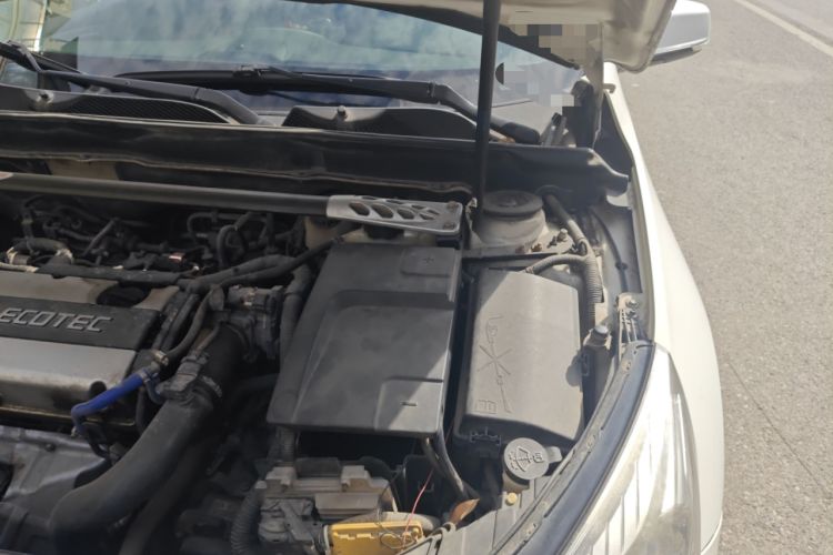 Used Chevrolet Malibu 2013 1.6T Automatic Comfort Edition Engine Bay Left