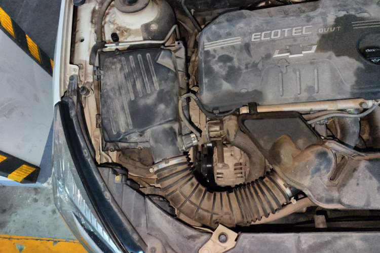 Used Chevrolet Malibu 2013 2.0L Automatic Comfort Edition Engine Bay Right