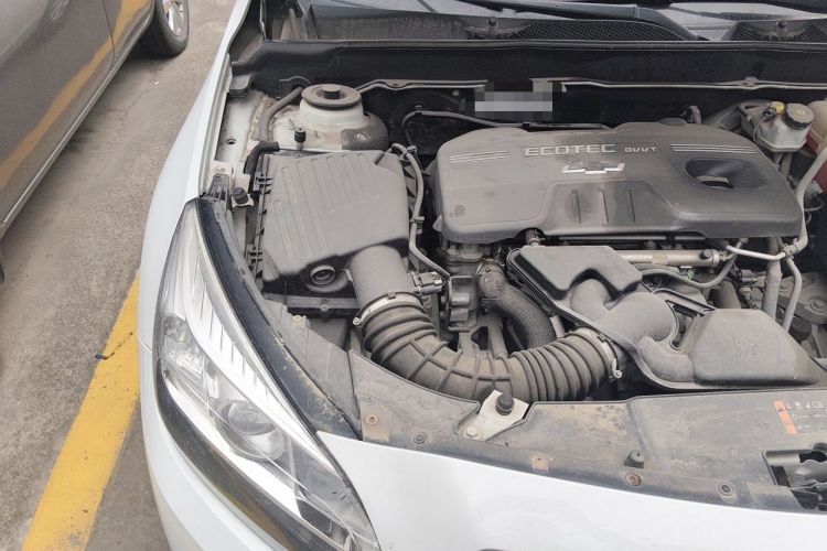 Used Chevrolet Malibu 2013 2.0L Automatic Luxury Edition Engine Bay Right