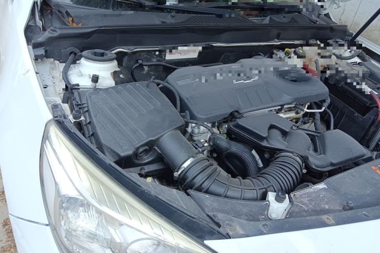 Used Chevrolet Malibu 2013 2.0L Automatic Luxury Edition Engine Bay Right