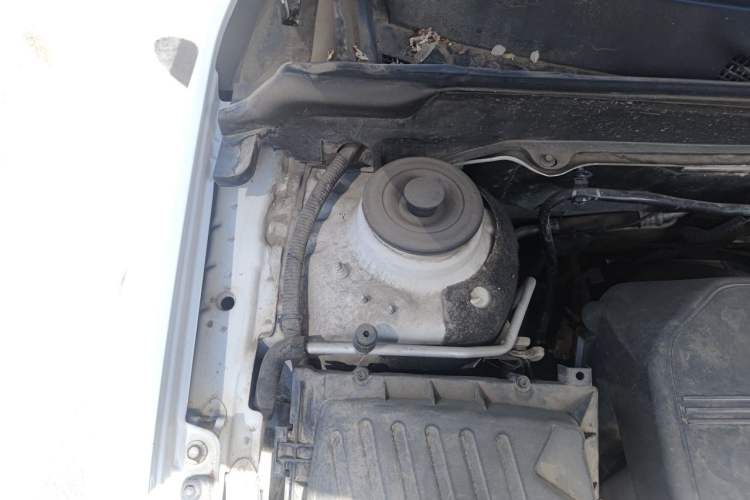 Used Chevrolet Malibu 2013 2.0L Automatic Luxury Edition Engine Bay Right